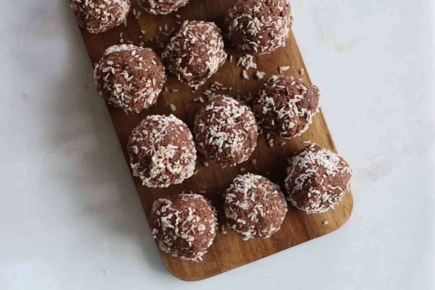 Chocolate Date Balls